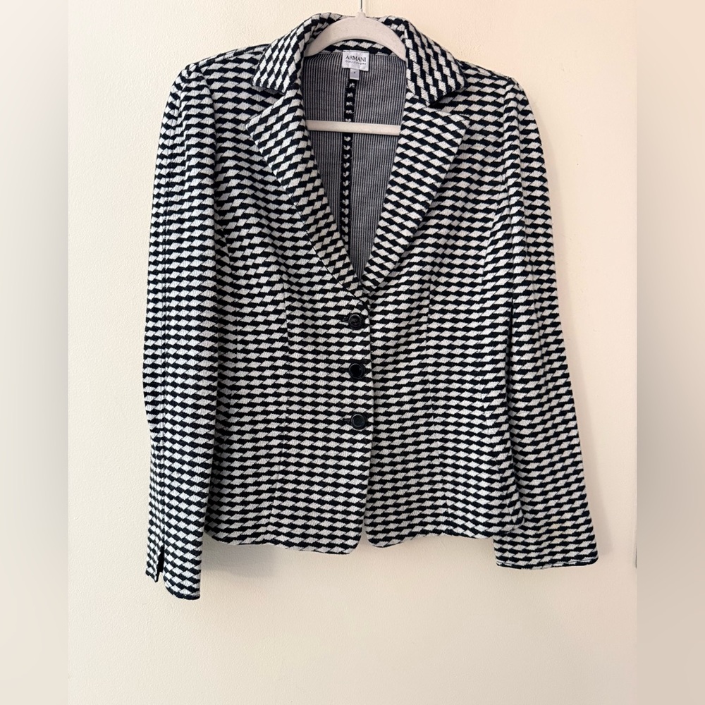 Armani Collezioni Black and White Houndstooth Blazer
